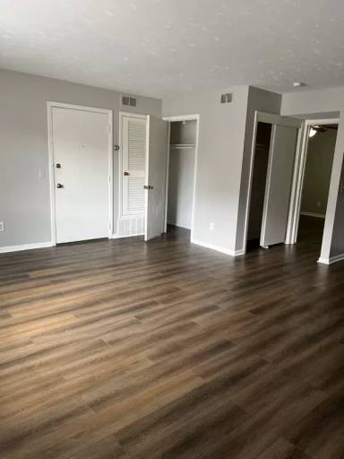 Main picture of 4440 N 61st St