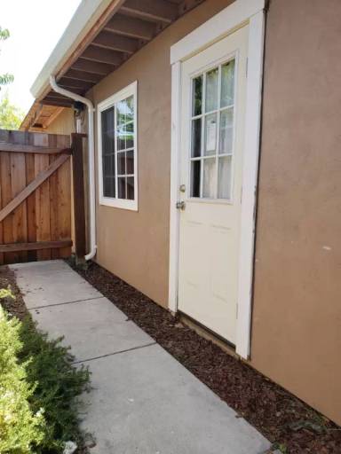 Main picture of 624 N Fair Oaks Ave