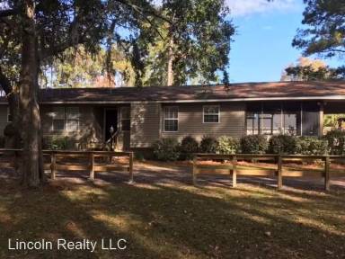 Main picture of 224 Baxley Dr
