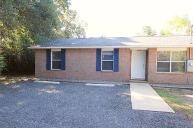 Main picture of 9018 Bowman Ave