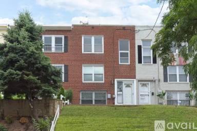 Main picture of 1385 Morris Rd SE