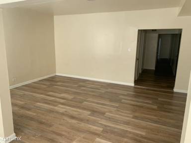 Main picture of 3656 W Douglas Blvd