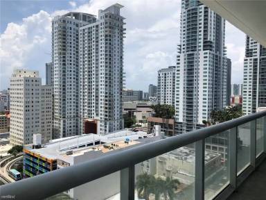 Main picture of 50 Biscayne Condos