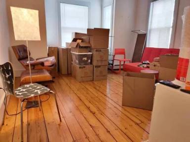 Main picture of 106 Pleasant St