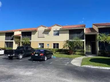 Main picture of 1255 SW 46th Ave