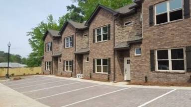 Main picture of 377 White St
