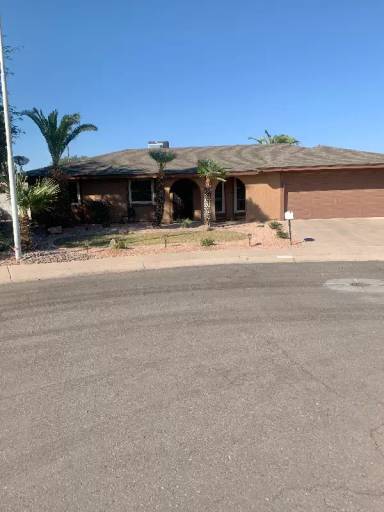 Main picture of 1410 W Los Arboles Pl