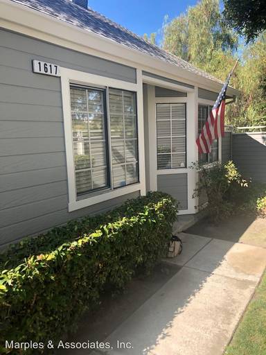 Main picture of 1617 Somerset Pl
