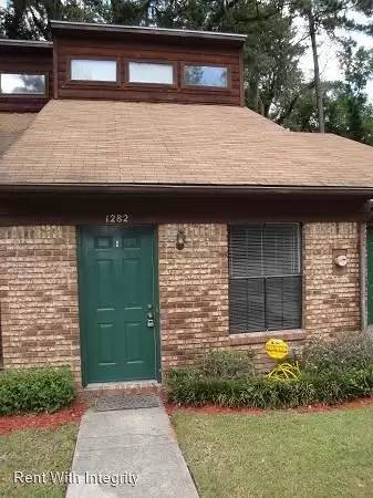 Main picture of 1282 High Rd