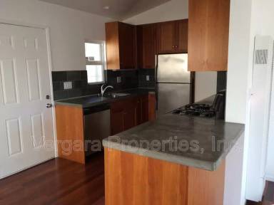Main picture of 135 29th St