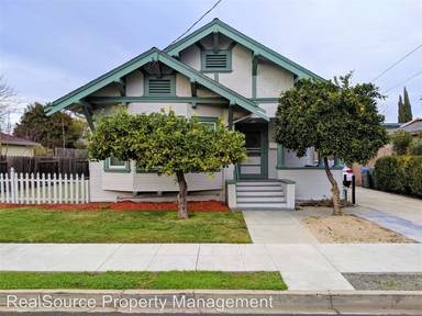 Main picture of 825 Pacific Ave