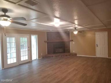 Main picture of 127 John St