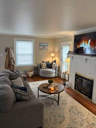 Main picture of 119 N Clermont Ave