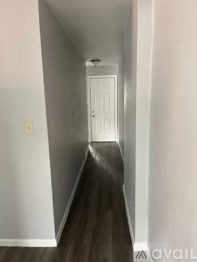 Main picture of 220 E Bruce Ave