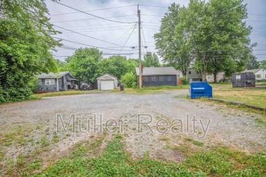 Main picture of 1705 Washington Ave