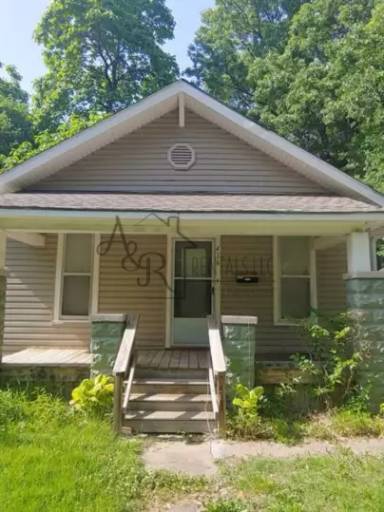 Main picture of 416 W Forest St
