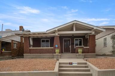 Main picture of 910 W Missouri Ave