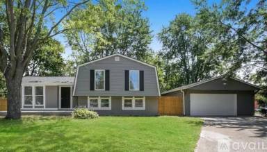 Main picture of 1372 Hilton Dr