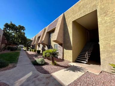 Main picture of 5440 River Glen Dr