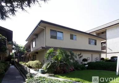 Main picture of 335 N Isabel St