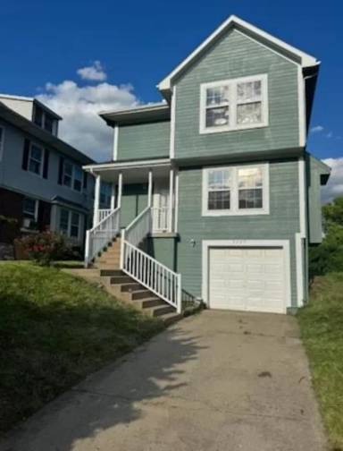 Main picture of 3227 Park Ave