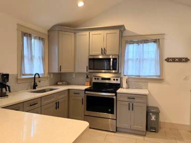 Main picture of 105 Kirby St