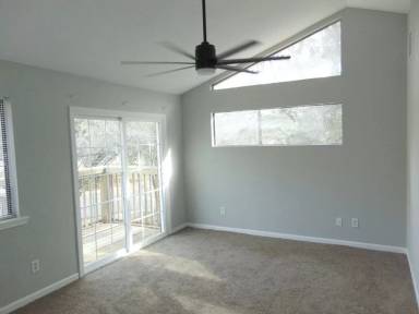Main picture of 398 Country Club Blvd