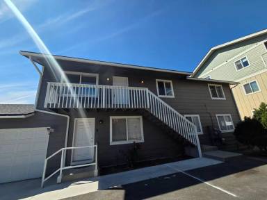 Main picture of 1405 Maple St