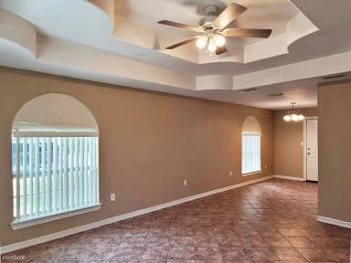 Main picture of 2118 Aruba Dr