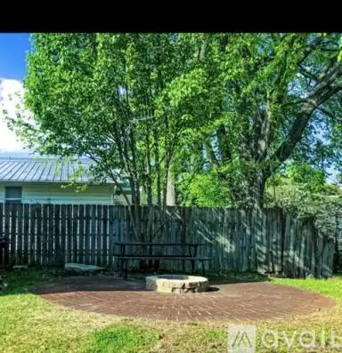 Main picture of 622 Bellevue St