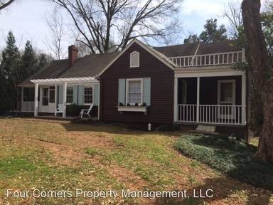 Main picture of 55 Lindsey St
