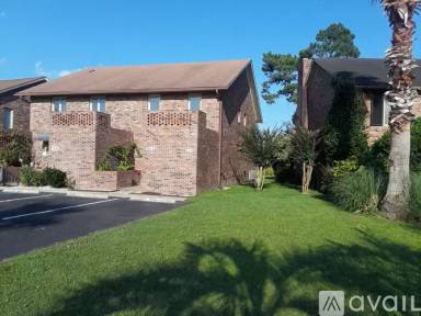 Main picture of 404 Garden Dr