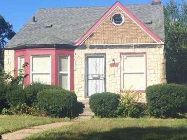 Main picture of 11801 Riad St