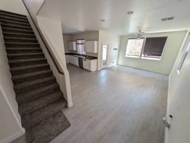 Main picture of 7593 Perla del Mar Ave