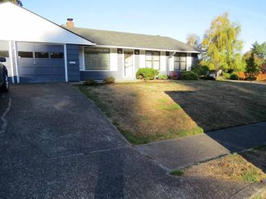 Main picture of 6625 SW Peach Ln