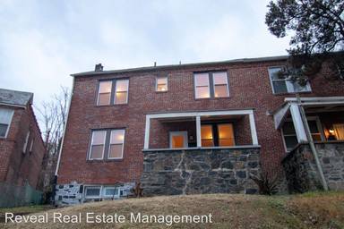 Main picture of 2525 W Cold Spring Ln