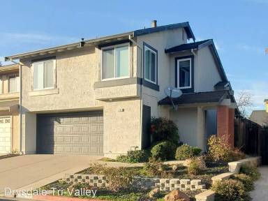 Main picture of 2384 Lake Meadow Cir