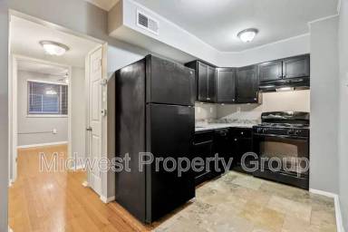 Main picture of 2507 S Big Bend Blvd