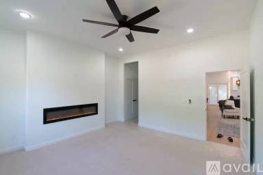 Main picture of 1442 Laurel St