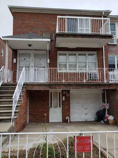 Main picture of 1951 85th St