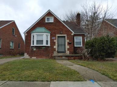 Main picture of 10335 Roxbury St