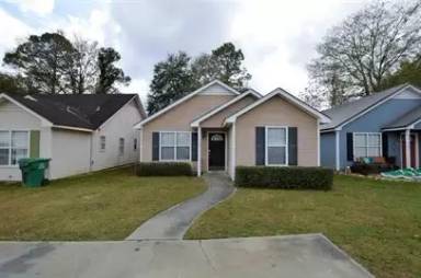 Main picture of 123 Blue Pool Dr