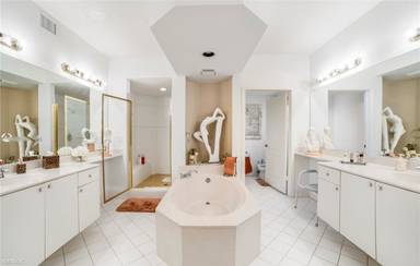 Main picture of 10999 NW 66 St