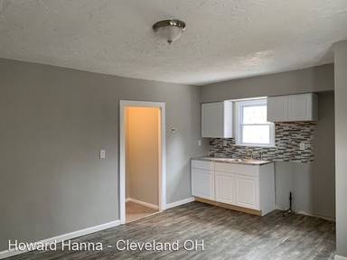 Main picture of 29407 Euclid Ave