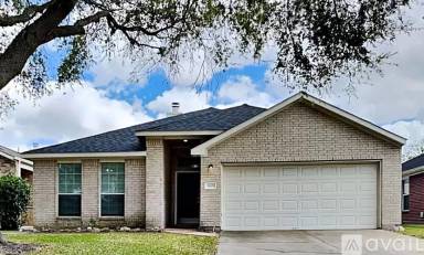 Main picture of 1816 Sherwood Forest Cir