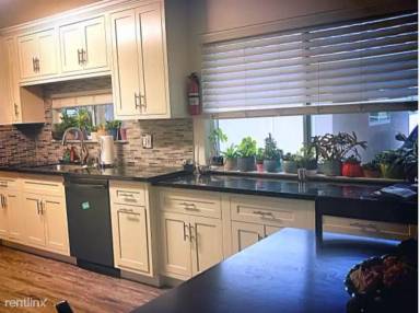 Main picture of 3475 Payne Ave