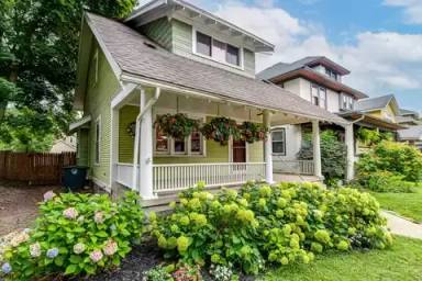 Main picture of 750 Innes St NE