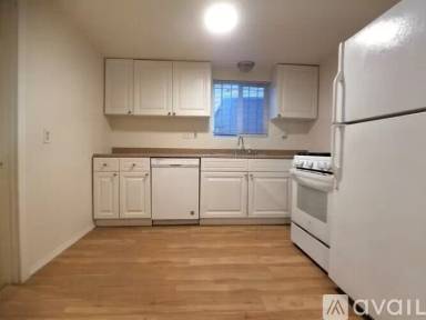 Main picture of 1908 Lead Ave SE