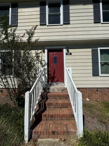 Main picture of 107 Shortleaf Ct