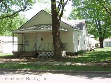 Main picture of 220 Aida St